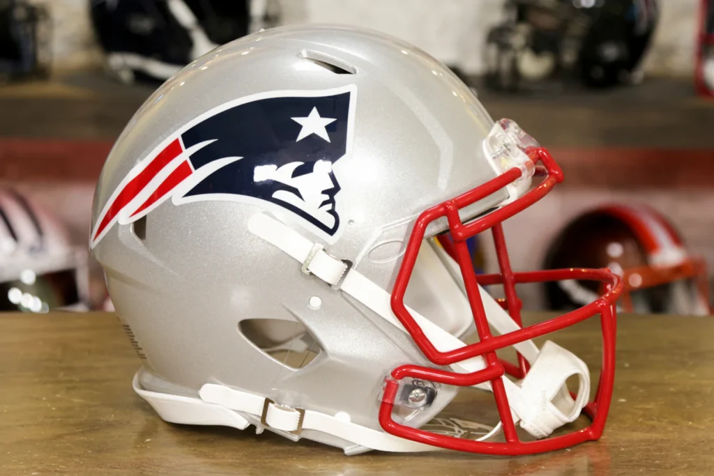 NewEnglandPatriotsRiddellSpeedAuthentic01