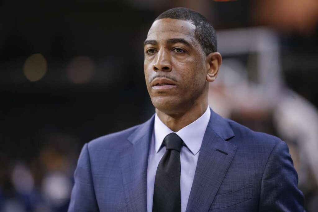 Kevin Ollie head coach announce resignation and departure due to..