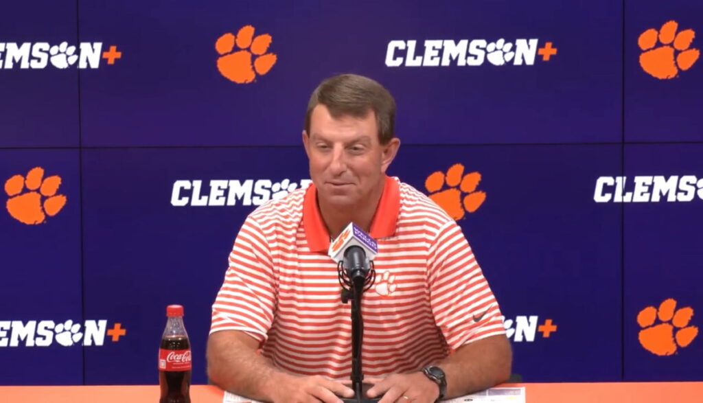 William Christopher “Dabo” Swinney explain why he want to leave Clemson tigers.