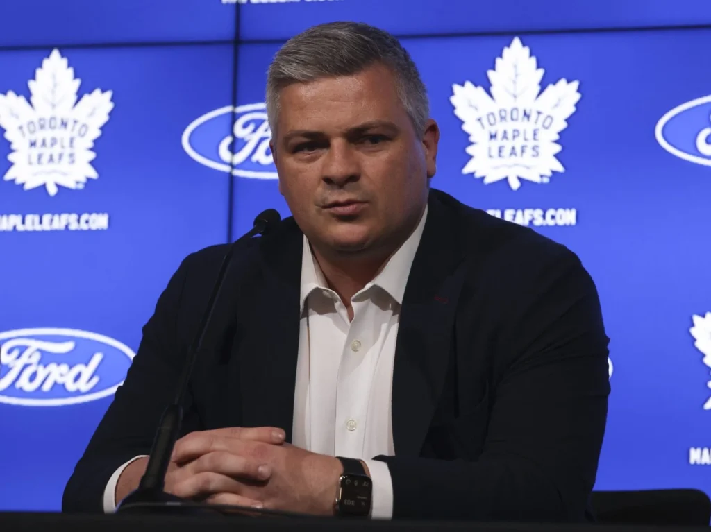 Coach: Sheldon Keefe  explain why he want to leave Toronto Maple Leafs for….