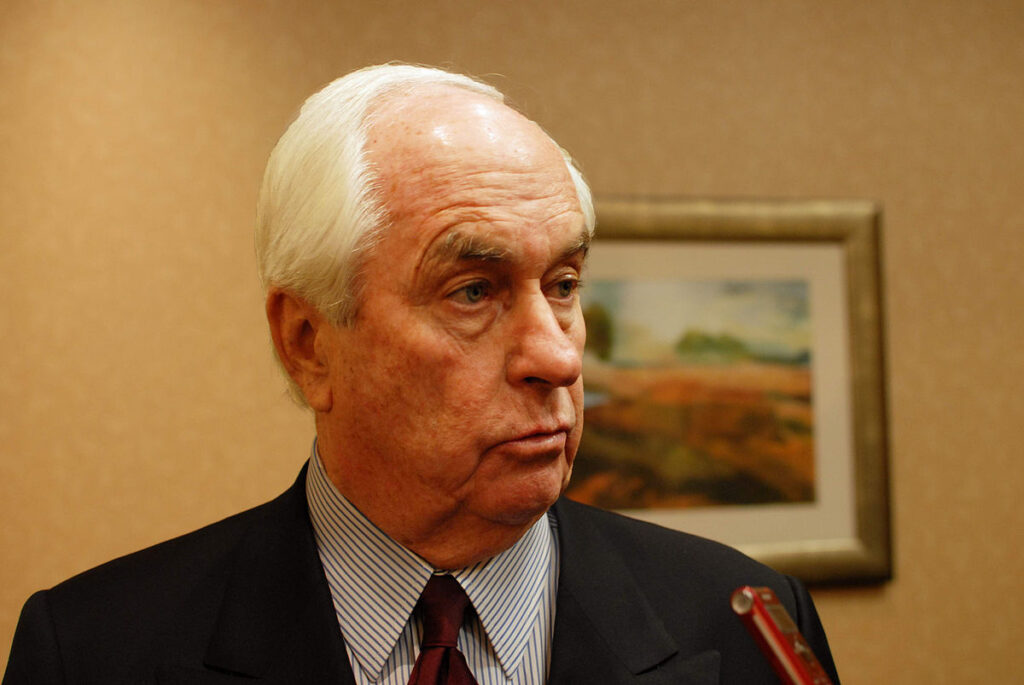 1200px-RogerPenske2010NMPA