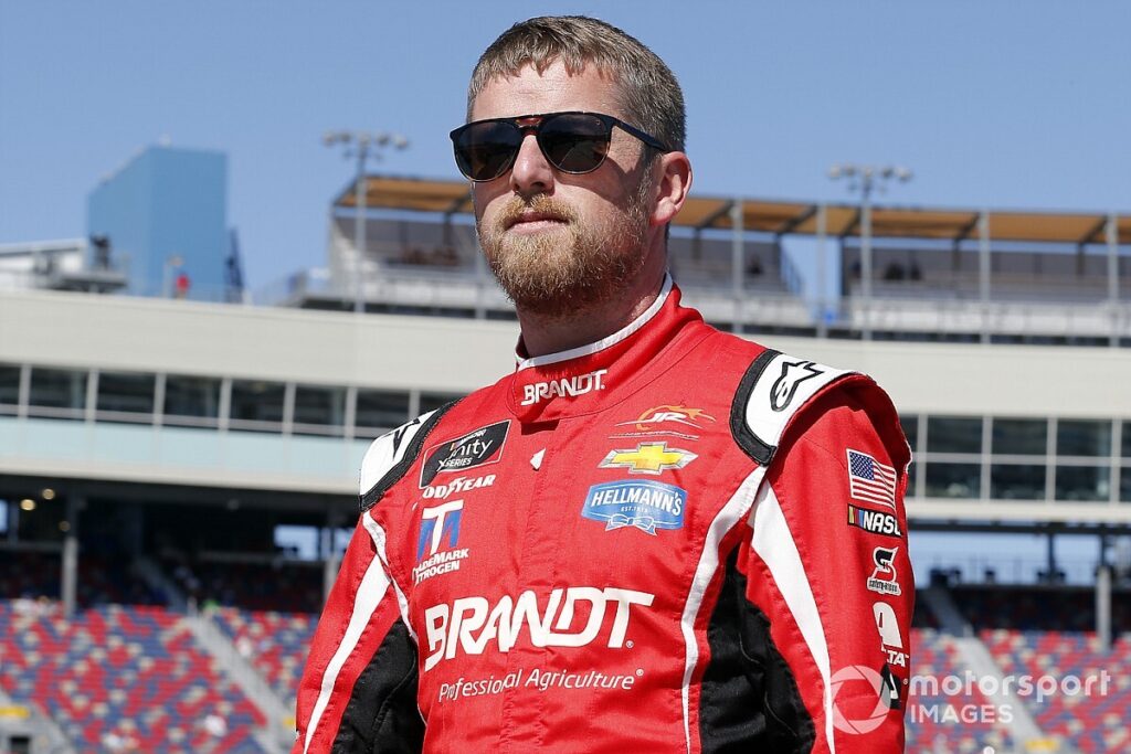 ” Justin Allgaier Cry Bitterly Following Cheating wife Ashley Allgaier, Announced divorce and Disownment of…